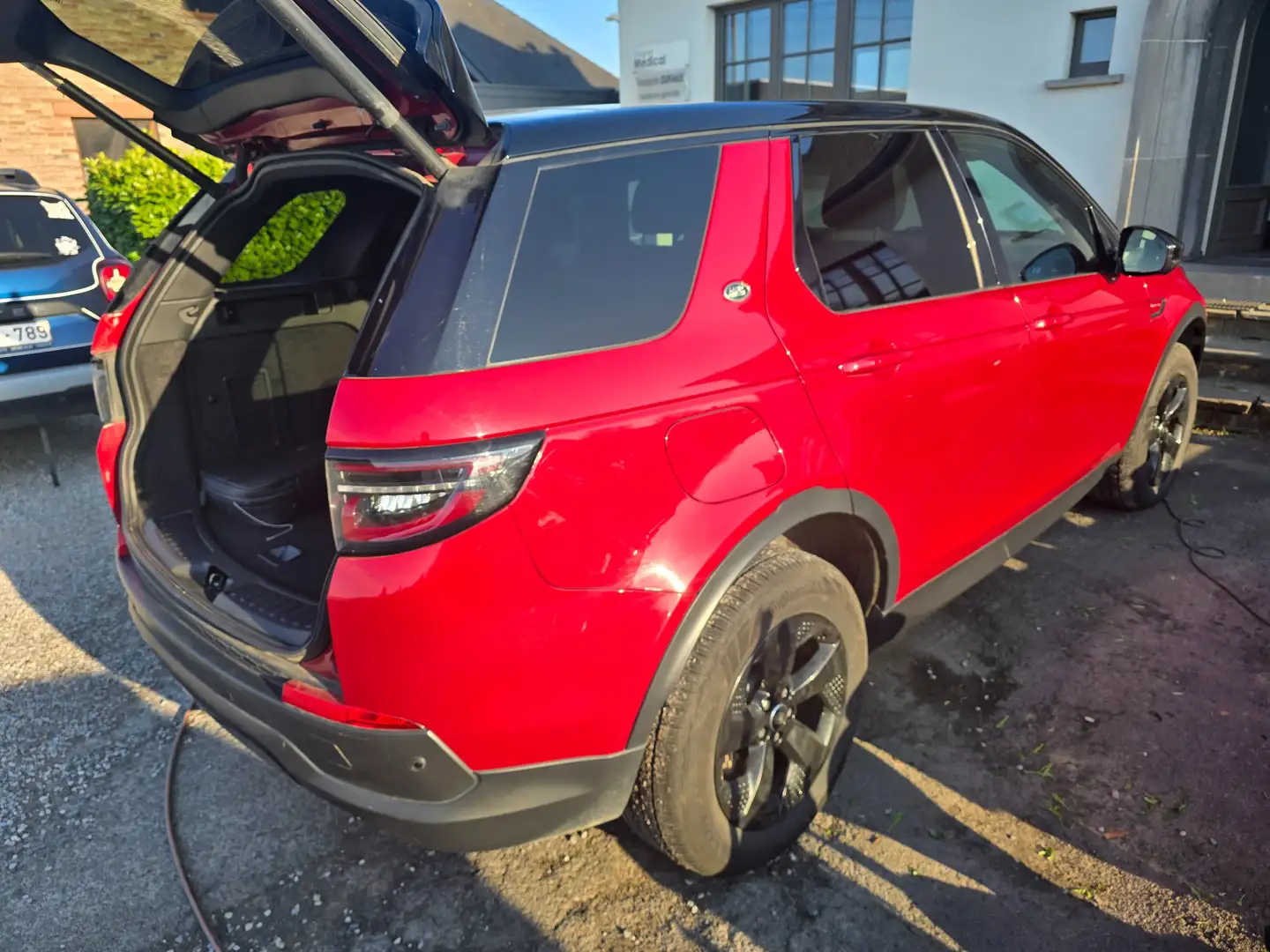Land Rover Discovery Sport Discovery Sport PHEV 1.5 Turbo 4WD P300e Rood - 2