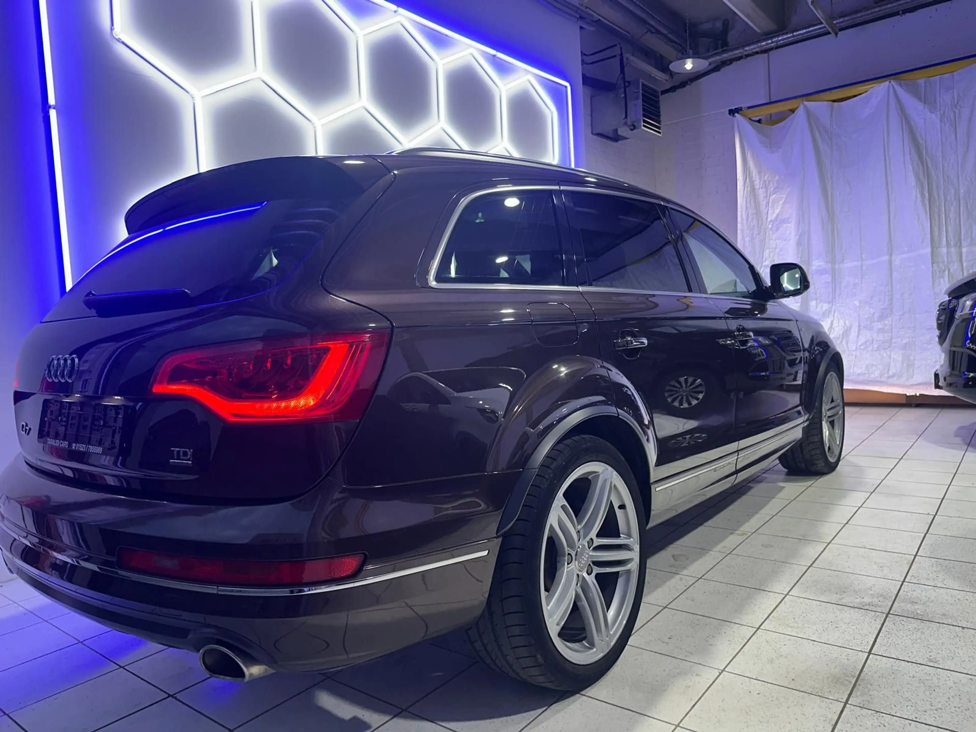 Audi Q7 3.0 TDI quattro — photo 7