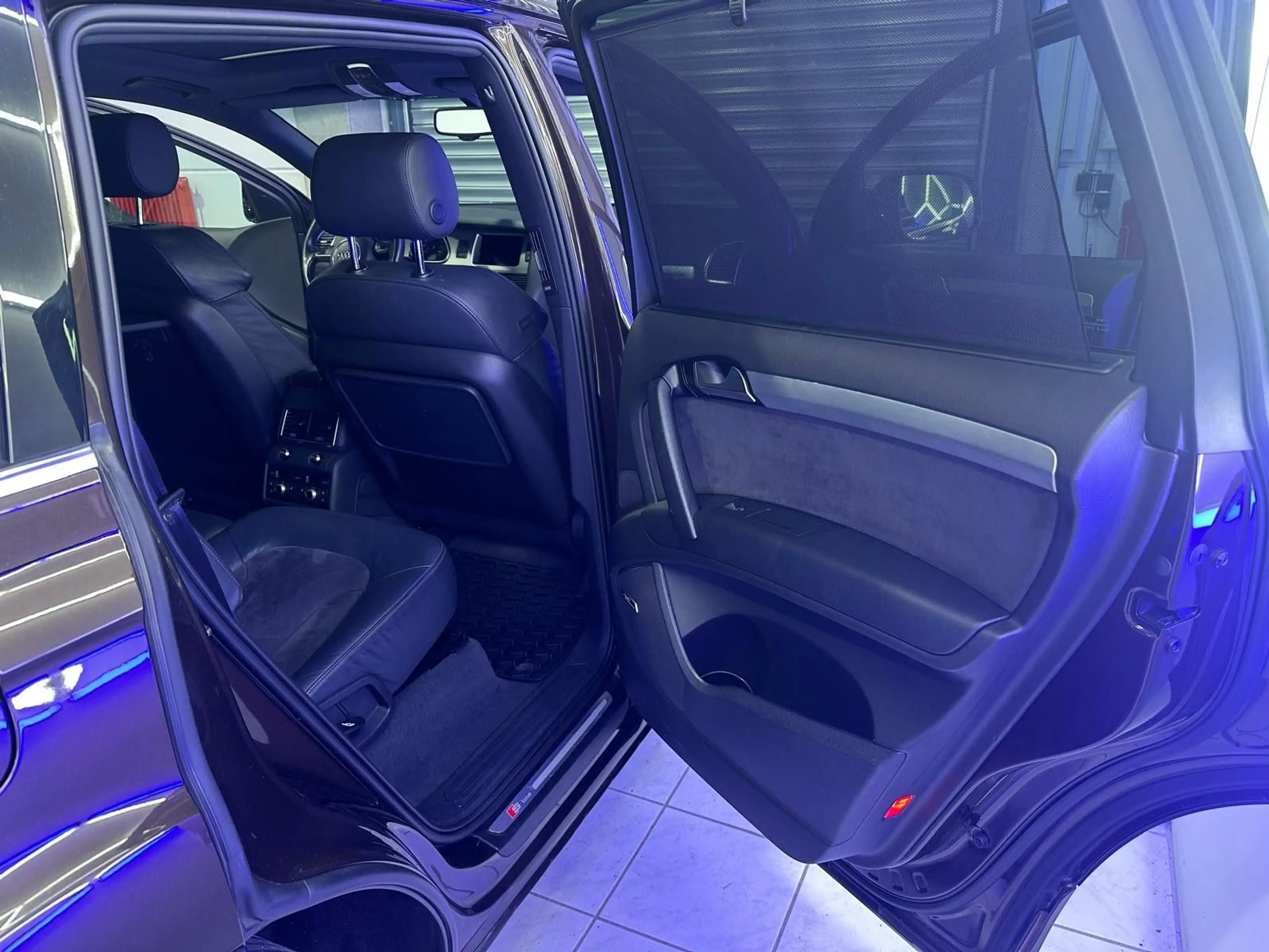 Audi Q7 3.0 TDI quattro — photo 13