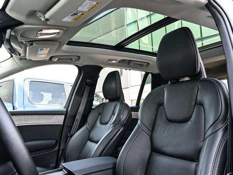2026 Volvo XC90 B6 AWD Ultra Dark Theme 7-Seater thumb 12