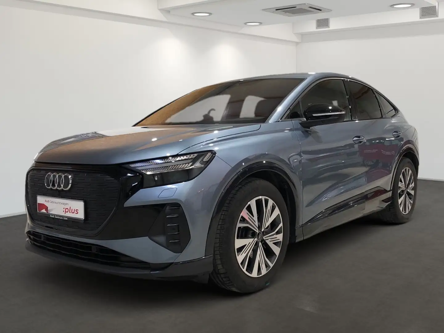 Audi Q4 e-tron Q4 Sportback 45 e-tron quattro AHK HuD RFK WÄPU Blau - 2