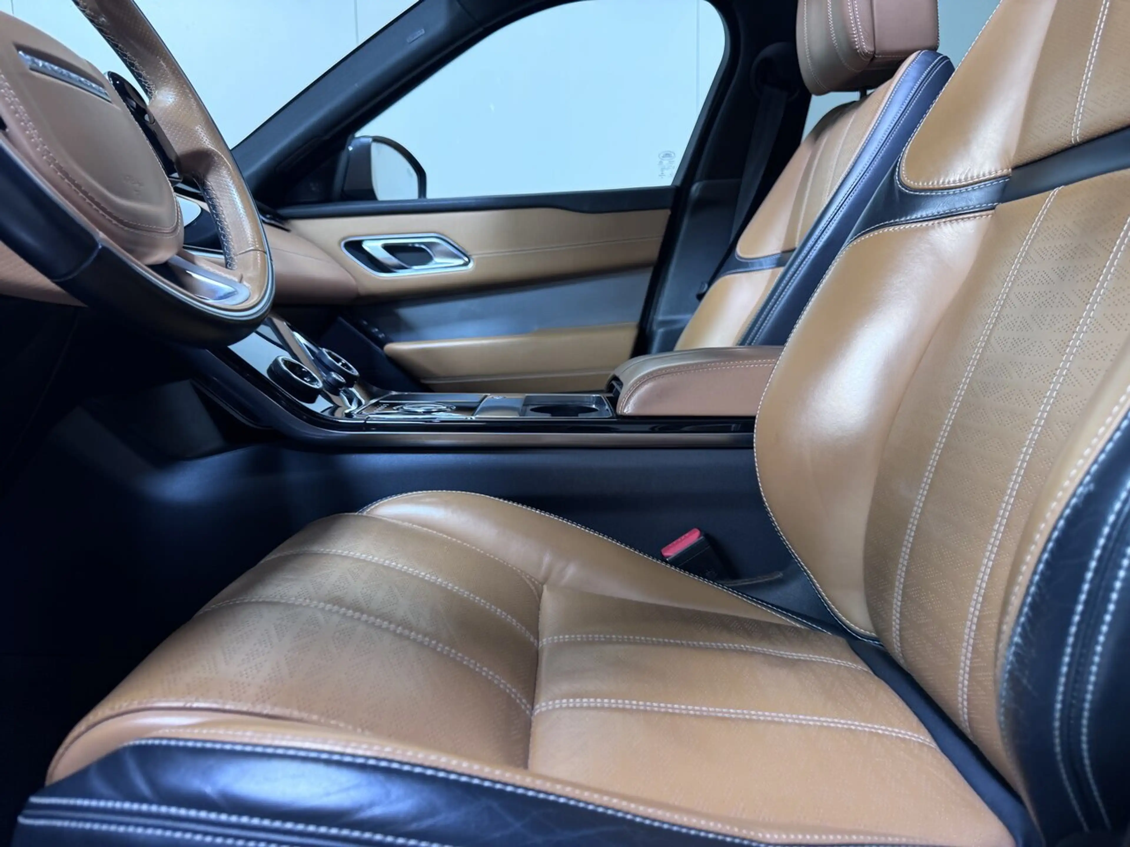 Land Rover Range Rover Velar 2.0 Benzine Autom. - R Dynamic - Pano - Topstaat! — photo 9