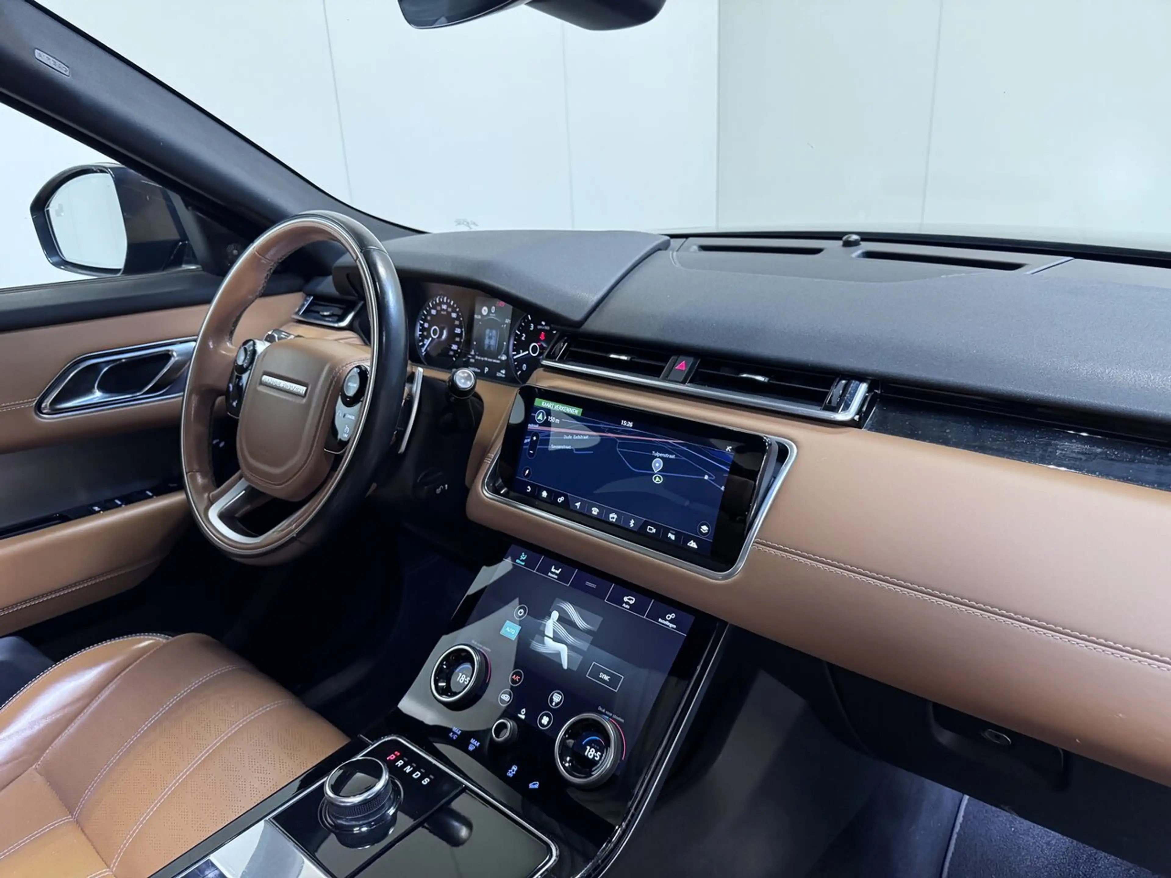 Land Rover Range Rover Velar 2.0 Benzine Autom. - R Dynamic - Pano - Topstaat! — photo 13