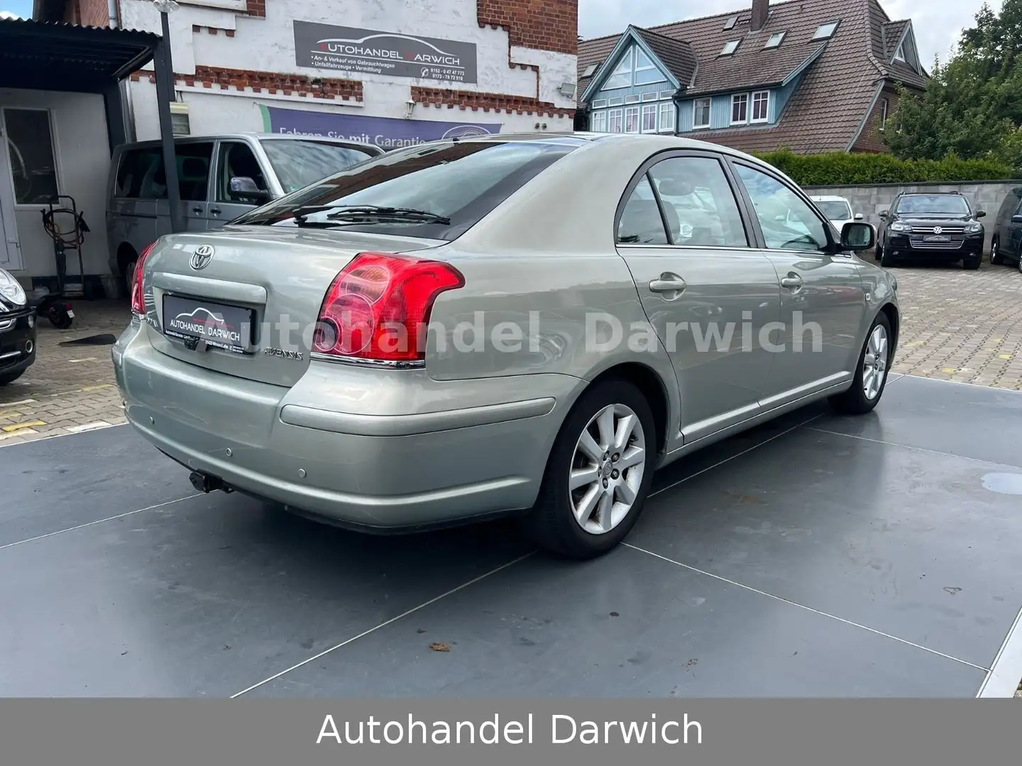 Toyota Avensis 1.8 Executive Liftback Ahk/Navi 2.Hand Grün - 2