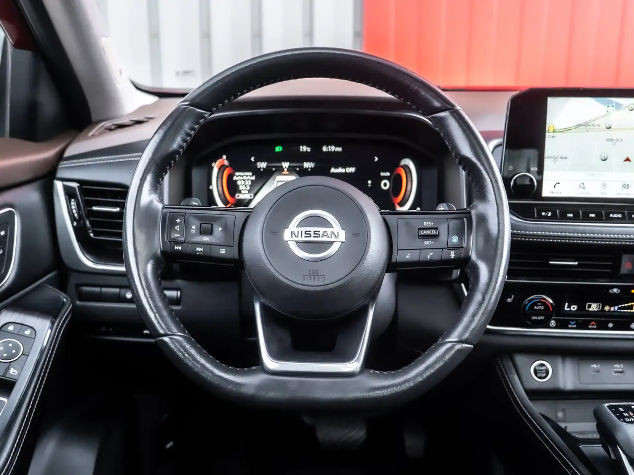 Nissan Rogue снимка Nissan Rogue