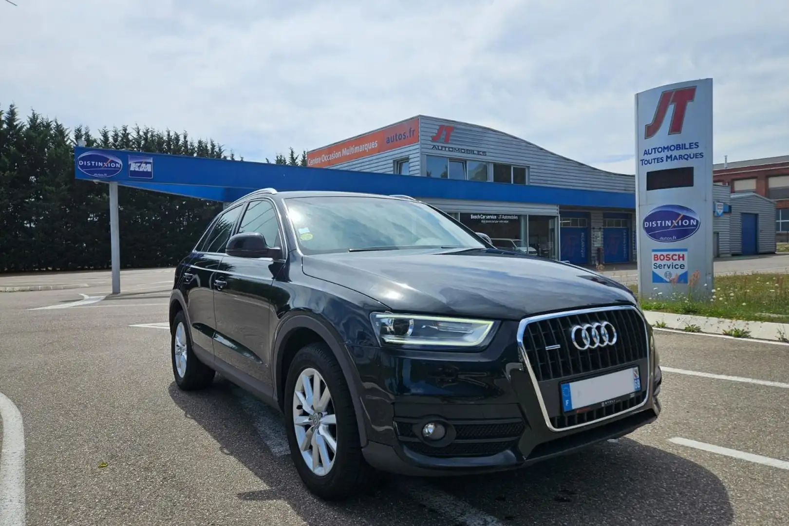 Audi Q3 Quattro 2.0 TDI DPF - 177 - BV S-tronic  Ambition  Noir - 1