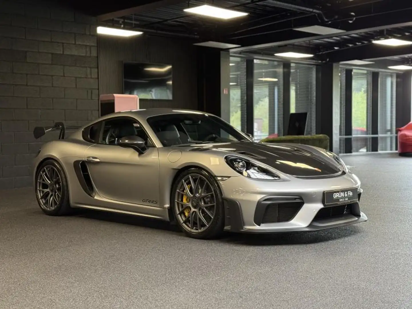 Porsche Cayman GT4RS Weissach Clubsport Argent - 1