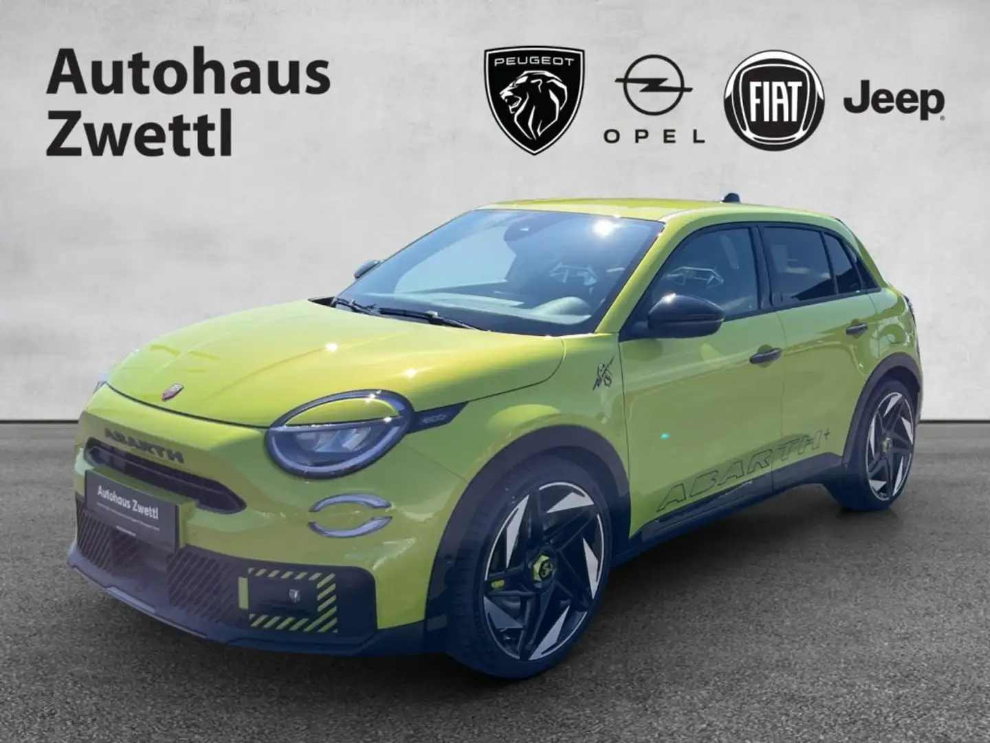 Abarth 600e Scorpionissima 280 54kWh Vert - 1
