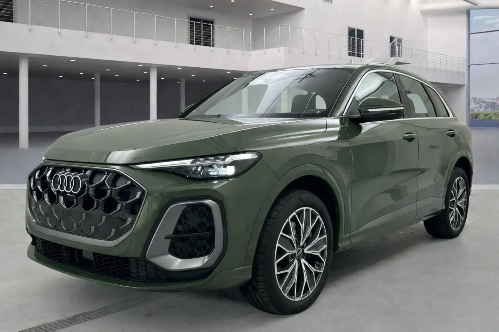 Audi Q5 2.0 TDI quattro ° S-Line ° Edition Grün - 1