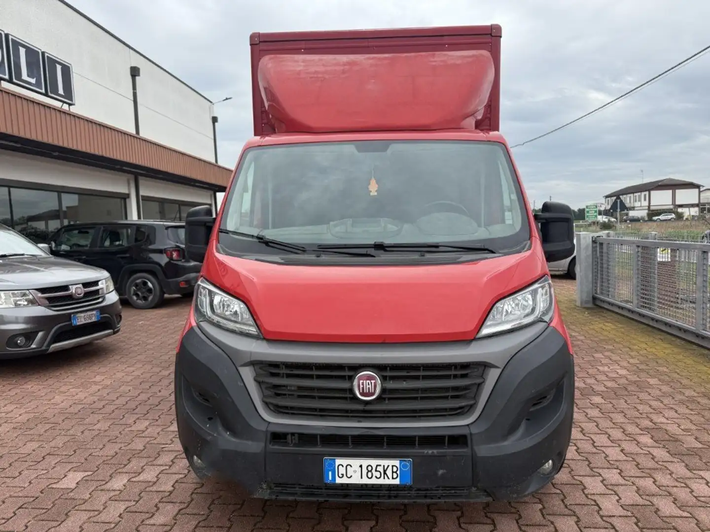Fiat Ducato Fiat Ducato 35 2.3 MJT 140CV PC-TM Furgone 6d-Temp crvena - 2