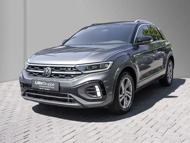 Volkswagen T-Roc view 2