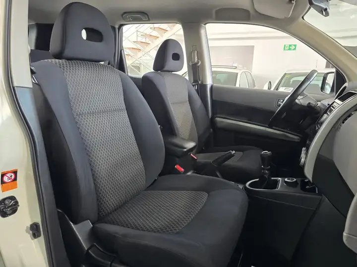 Nissan X-Trail 2.0 dCi SE 2008, foto 14