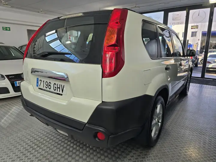 Nissan X-Trail 2.0 dCi SE 2008, foto 11