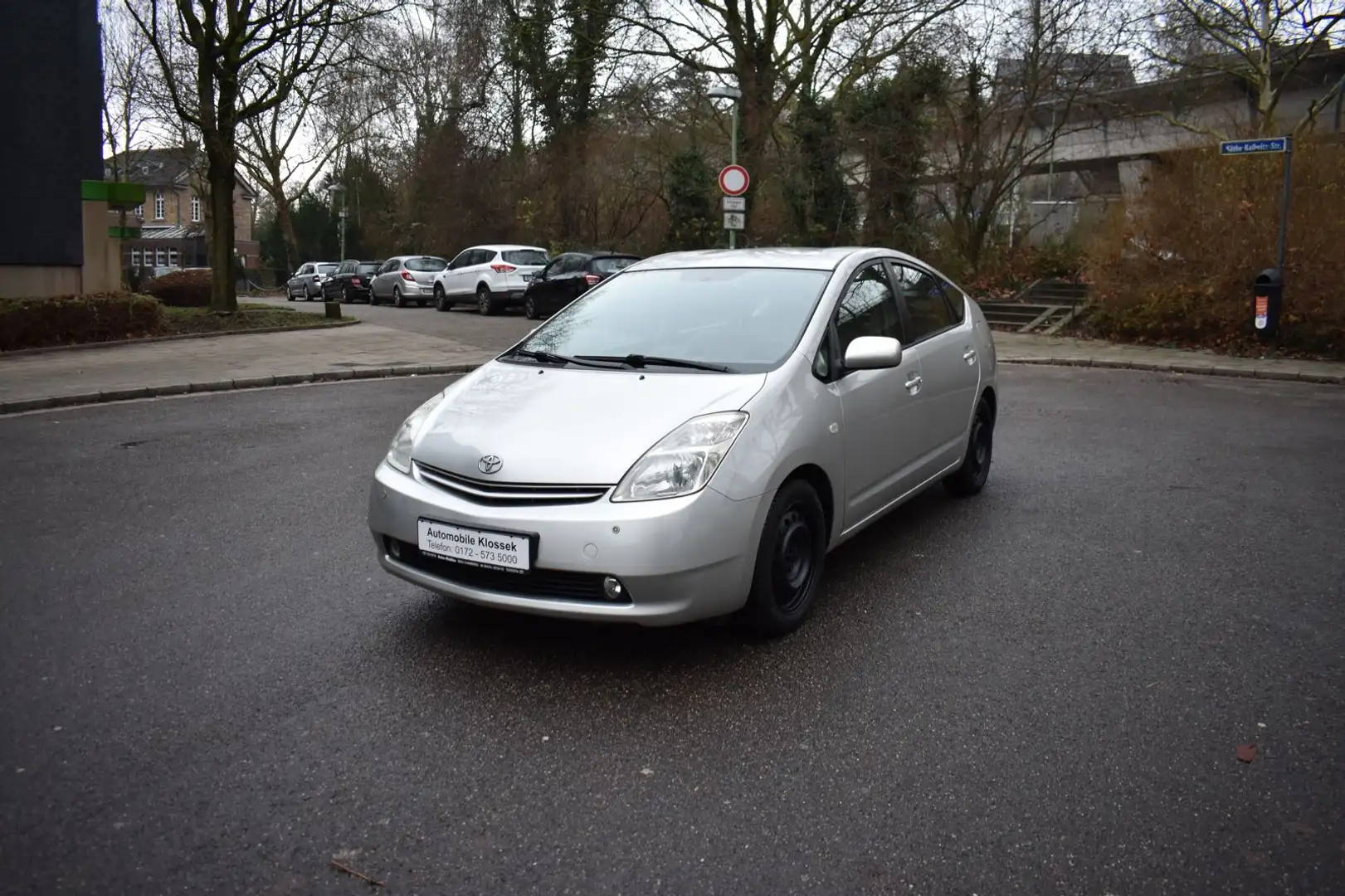 Toyota Prius Executive, Automatik, TÜV 12/2027 Silber - 1