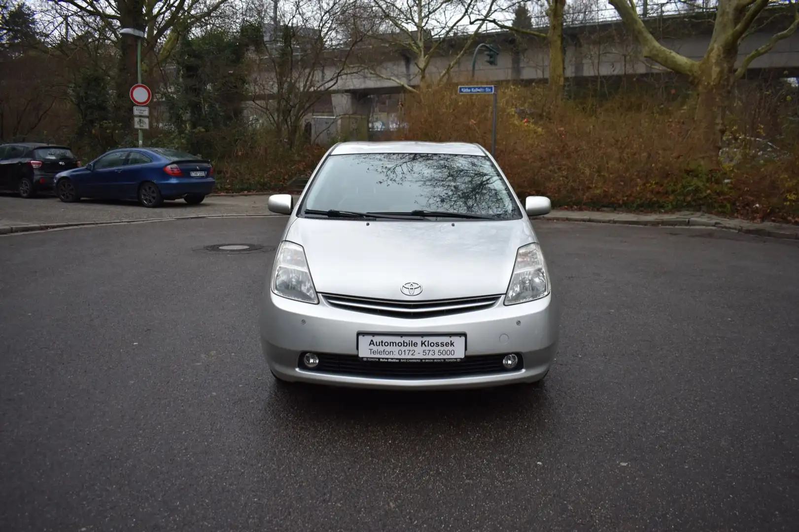 Toyota Prius Executive, Automatik, TÜV 12/2027 Silber - 2