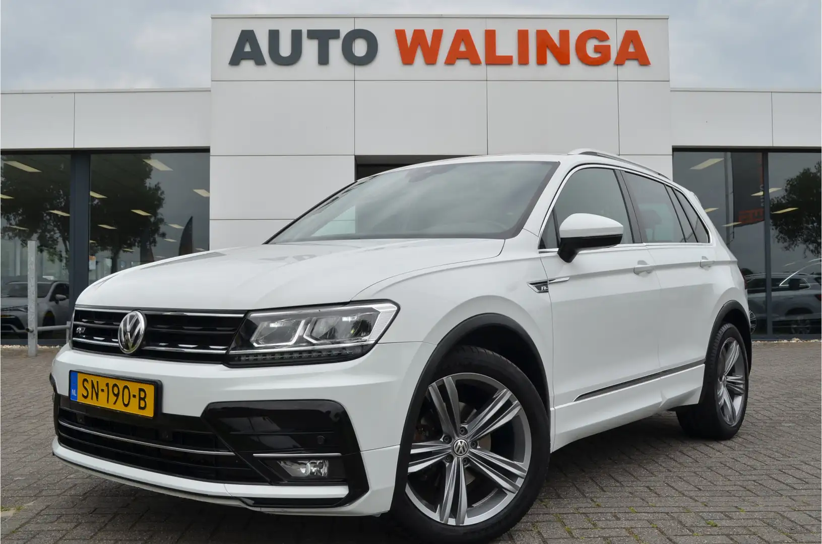 Volkswagen Tiguan 2.0 TDI 2x R-line Highline Virtual cockpit | 2x Me Weiß - 1