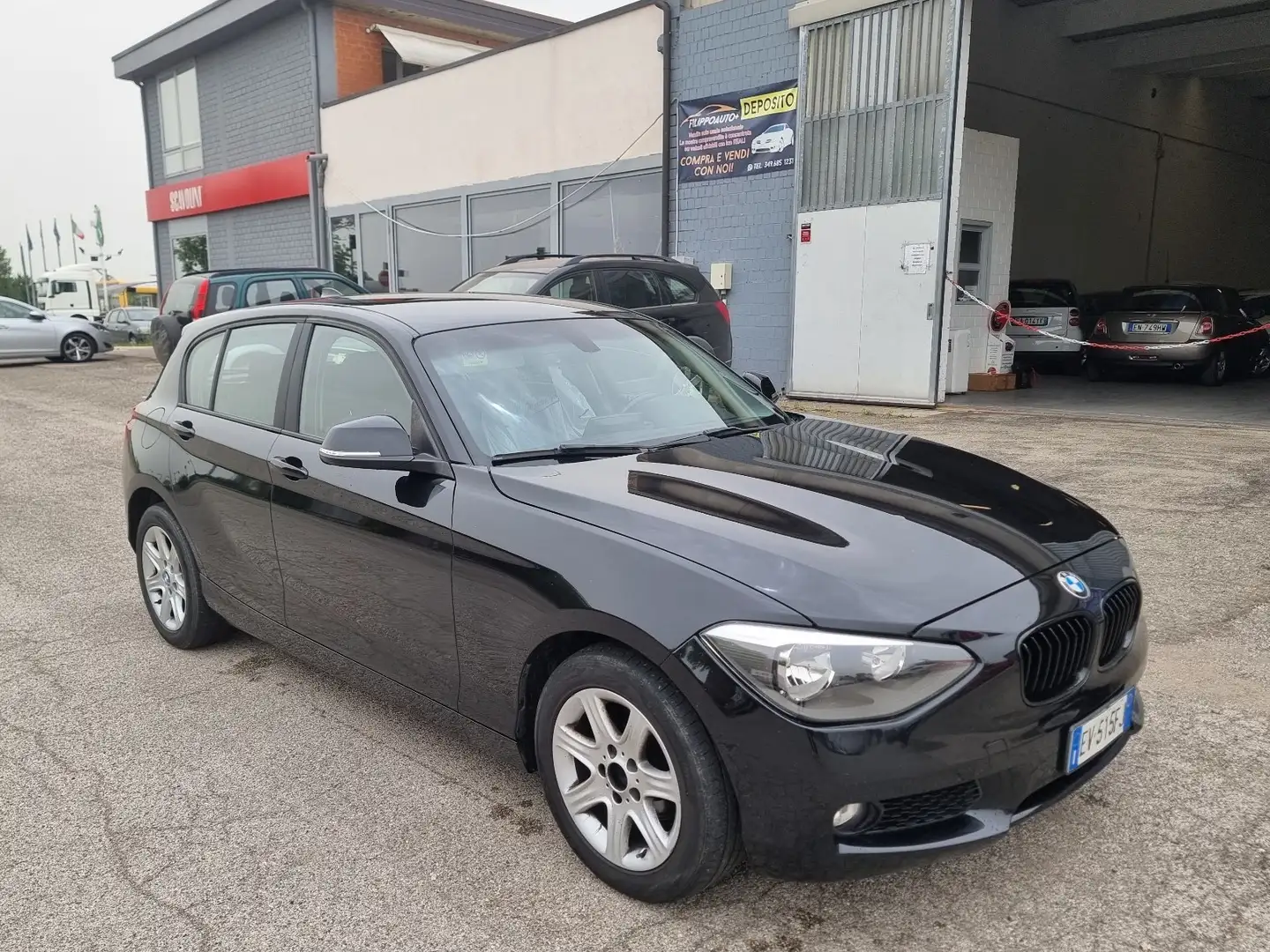 BMW 114 114d 5p Sport Neopatentati Noir - 2