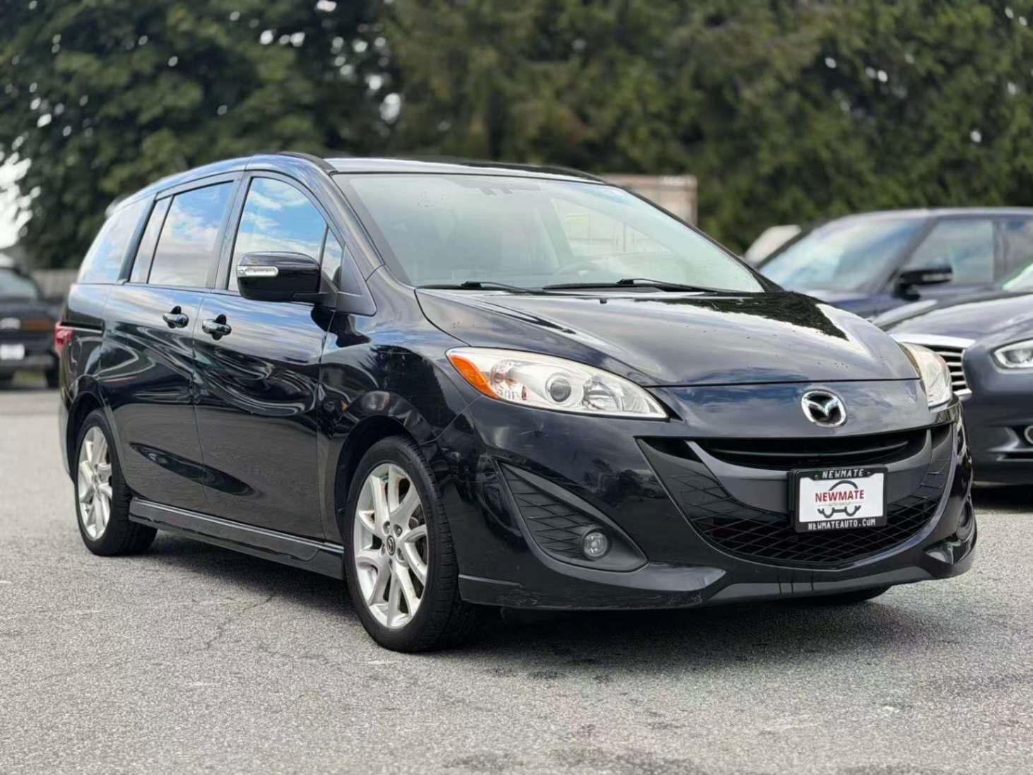 2017 Mazda Mazda5 GT. LOCAL BC VEHICLE. SERVICE DONE. LOW KILOMETRES — снимка 1