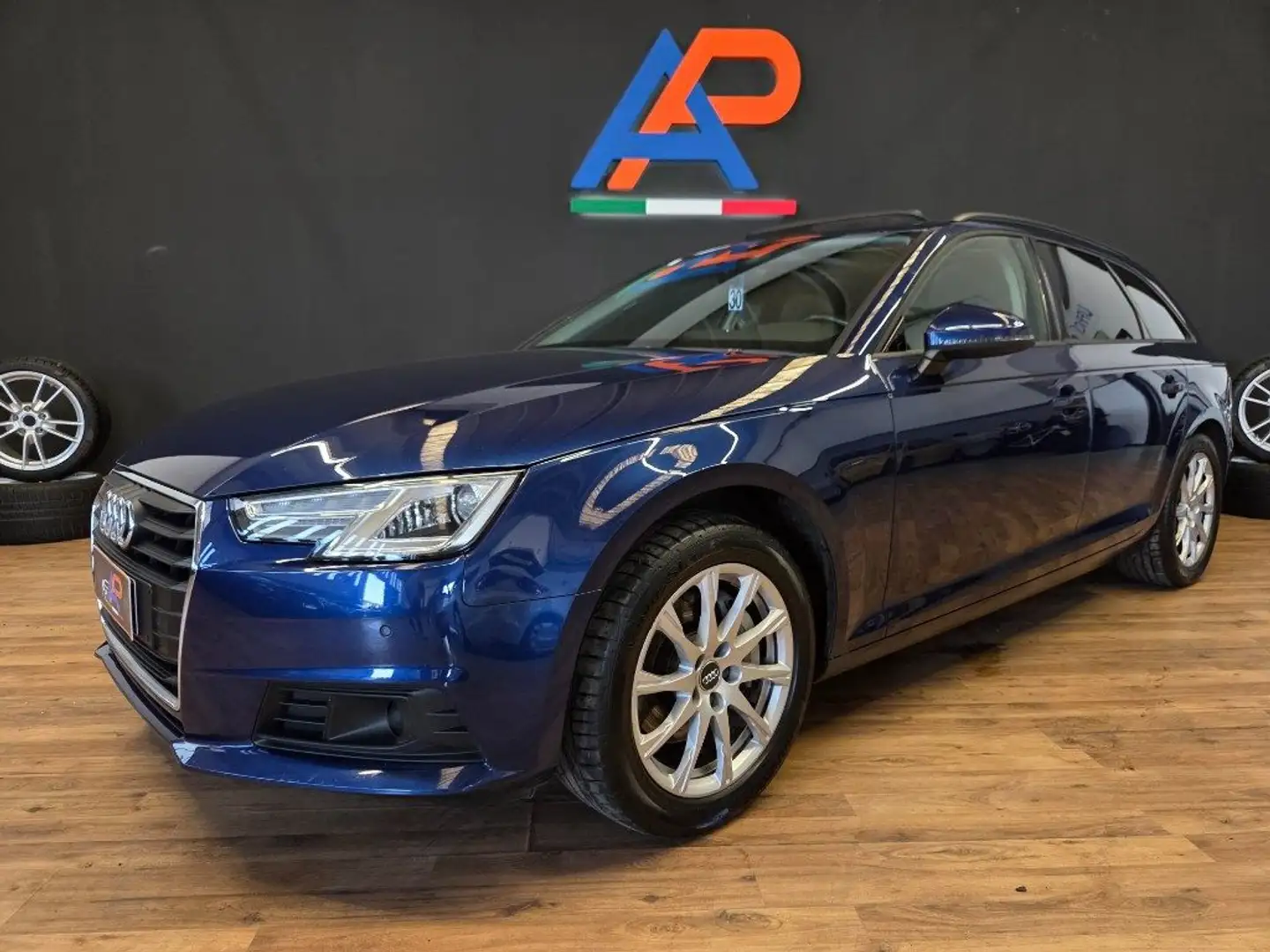 Audi A4 Avant 40 TDI quattro S tronic Business 'TETTO' Blu/Azzurro - 1