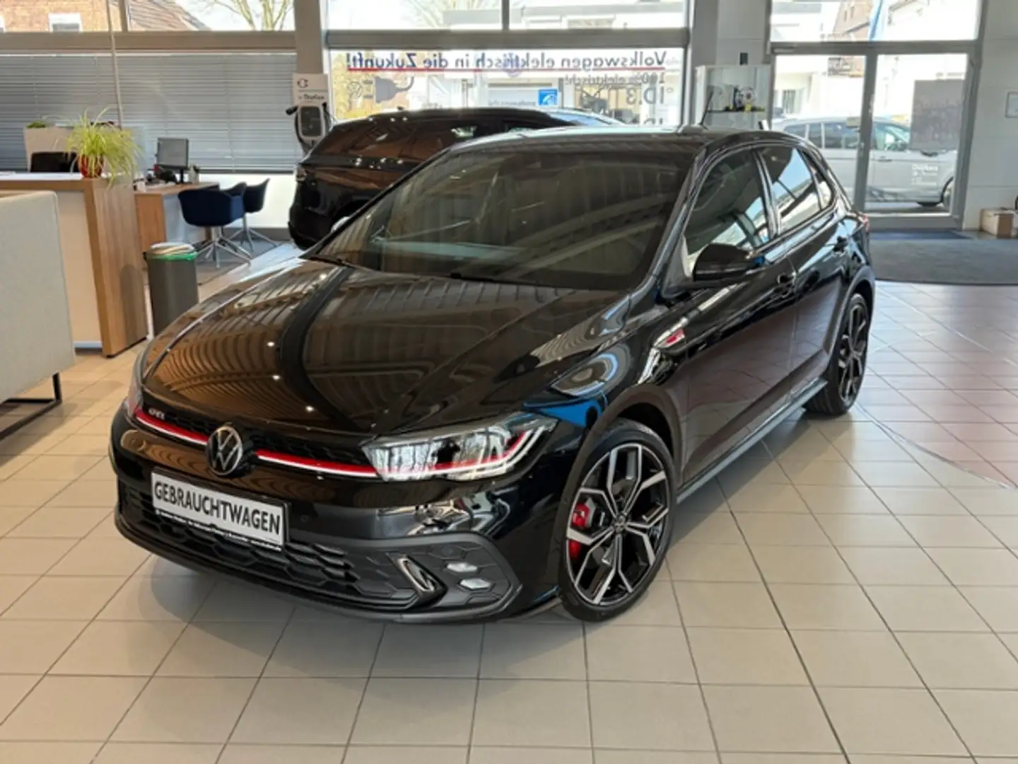 Volkswagen Polo 2.0 GTI RFK DSG MATRIX Schwarz - 2