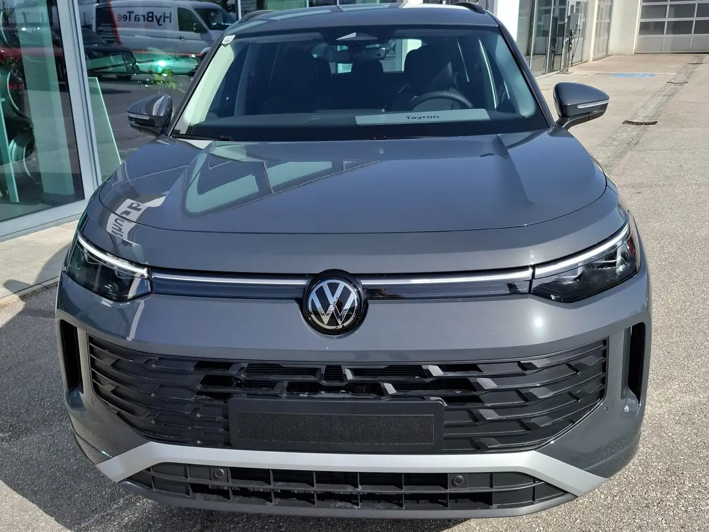 Volkswagen Tayron 1.5 eTSI 110 kW Life Gris - 2