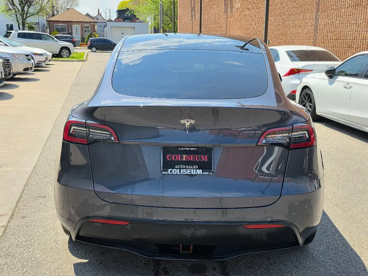 Tesla Model Y снимка Tesla Model Y