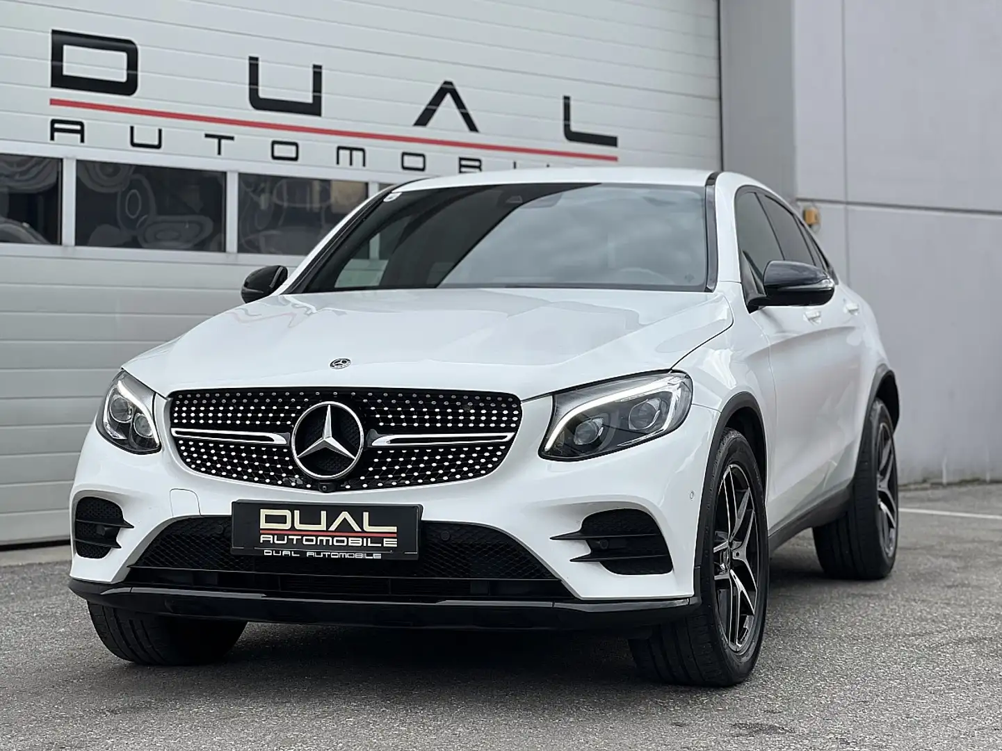 Mercedes-Benz GLC 220 d 4MATIC Aut.|AMG-PAKET|LED|360 KAMERA|AHK|NAVI Weiß - 1