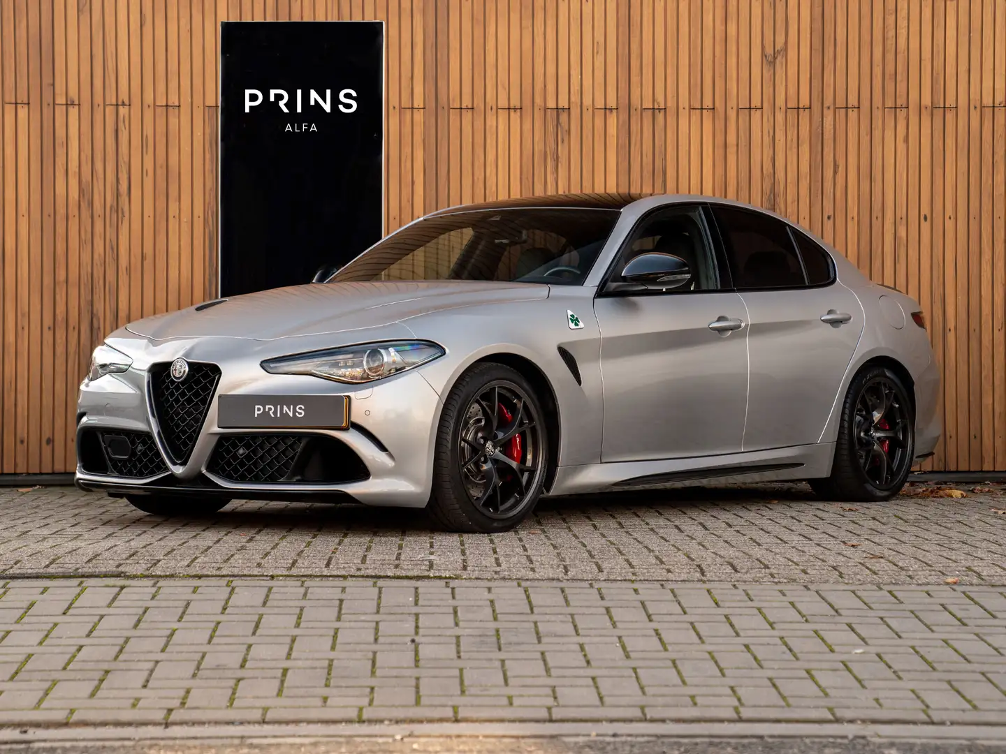 Alfa Romeo Giulia 2.9 V6 Quadrifoglio | Adapt. cruise | Stoelverwarm Grau - 1