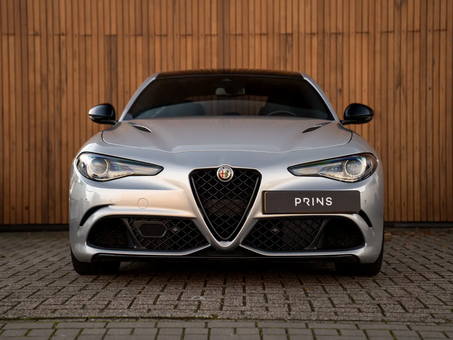 Alfa Romeo Giulia 2.9 V6 Quadrifoglio | Adapt. cruise | Stoelverwarm Grau - 2