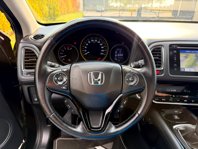 Honda HR-V Executive Diesel Black Edition — photo 15