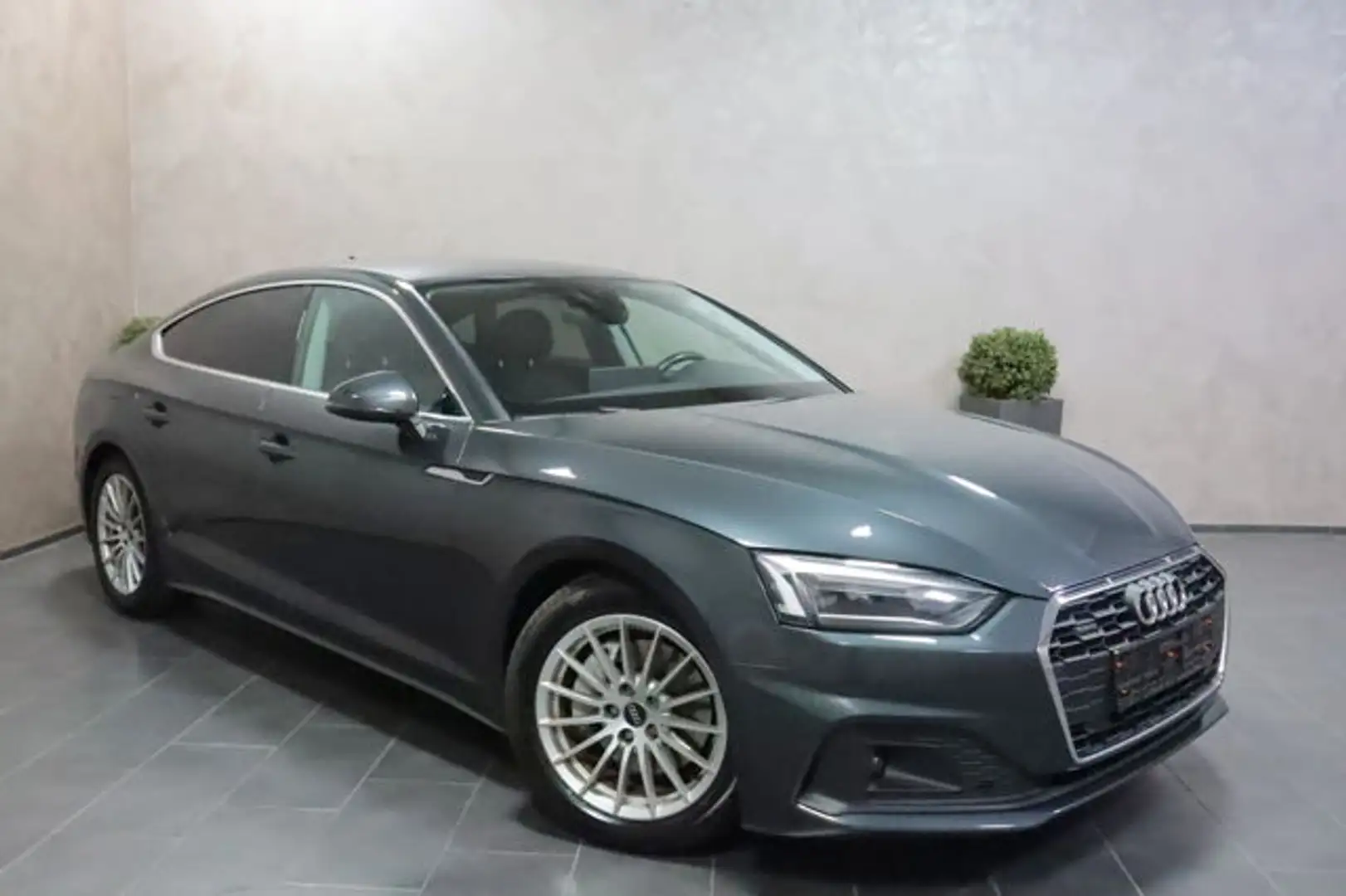 Audi A5 Sportback 40 TDI Quattro CAM LED B&O NAVI SHZ Grau - 2
