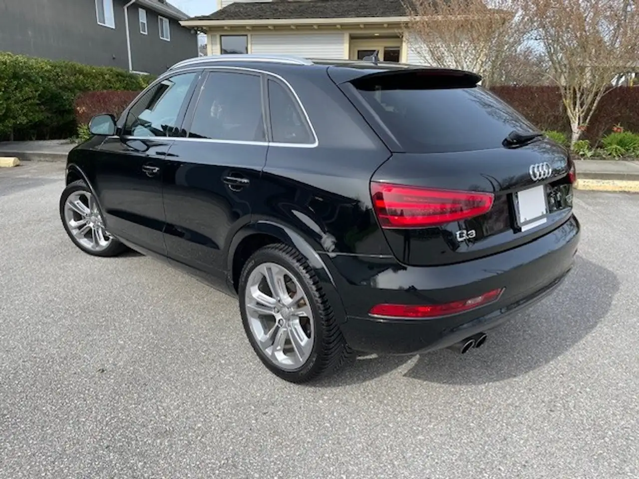 Audi Q3 снимка Audi Q3
