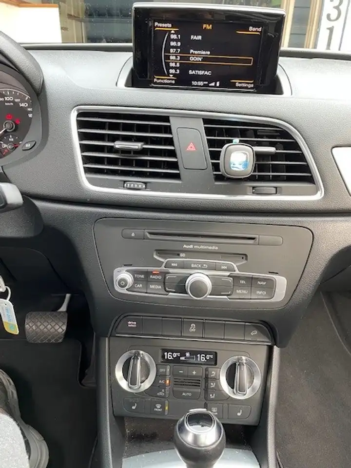 Audi Q3 снимка Audi Q3