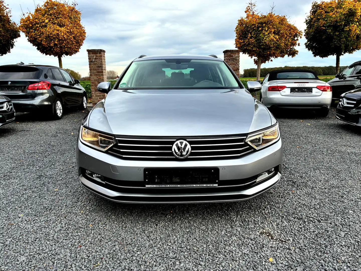 Volkswagen Passat Variant Comfortline BMT// Navi// Sitz.Hzg.// Notbrems.Asst Grau - 2