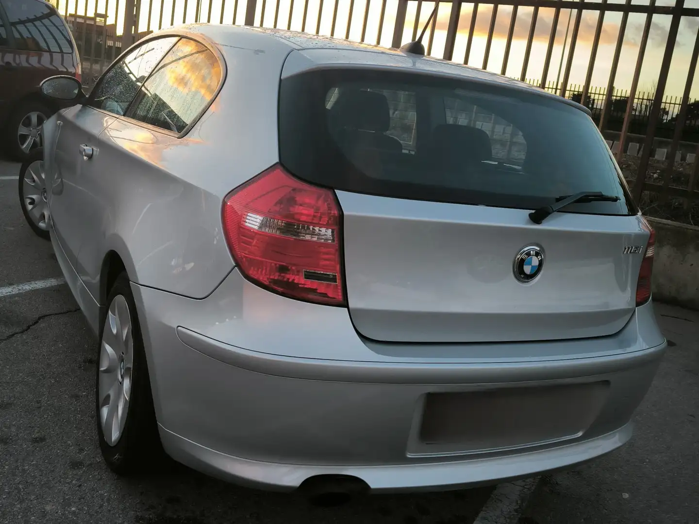 BMW 116 116i Plateado - 1