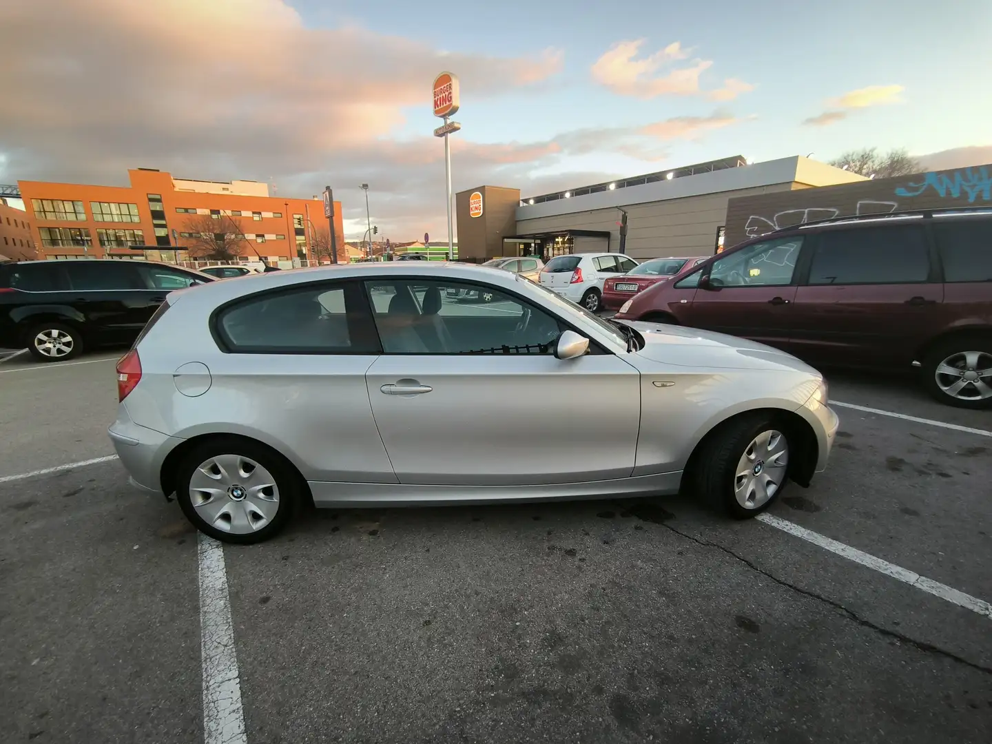 BMW 116 116i Plateado - 2