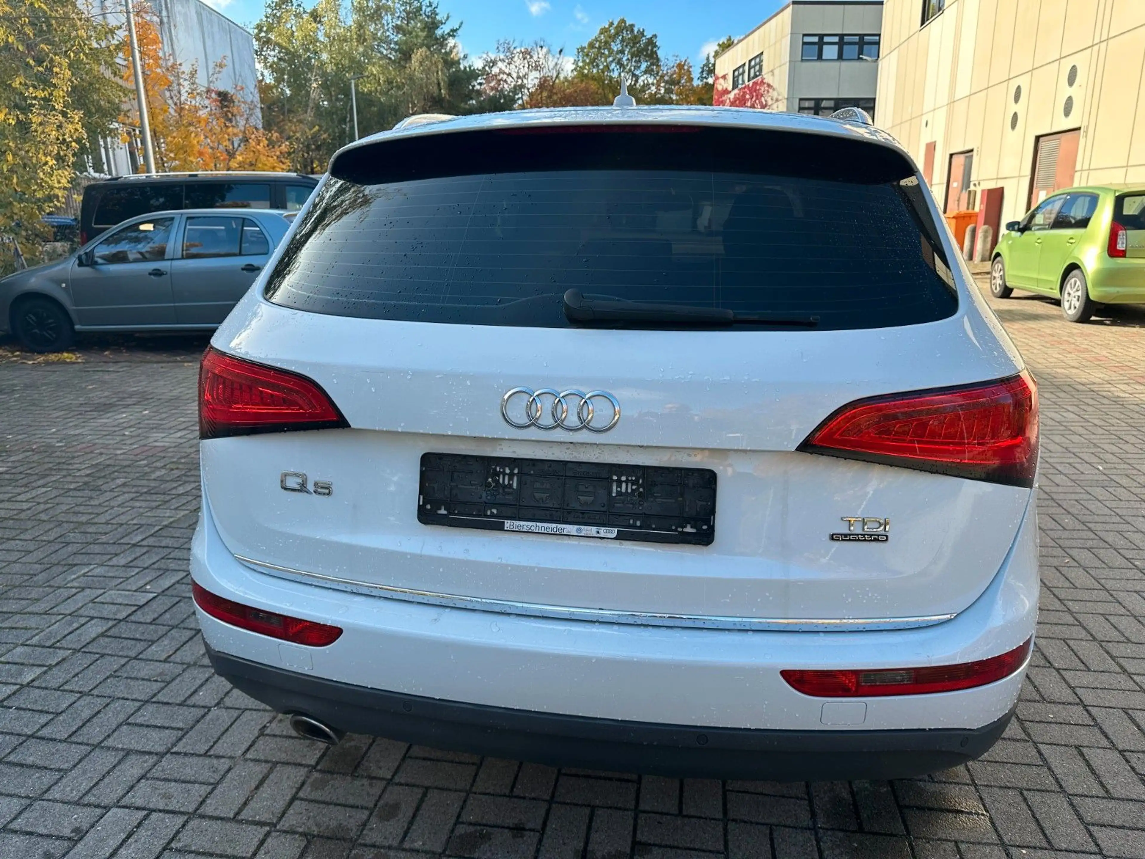 Audi Q5 2.0 TDI 140 kW quattro Autom-Navi — photo 5