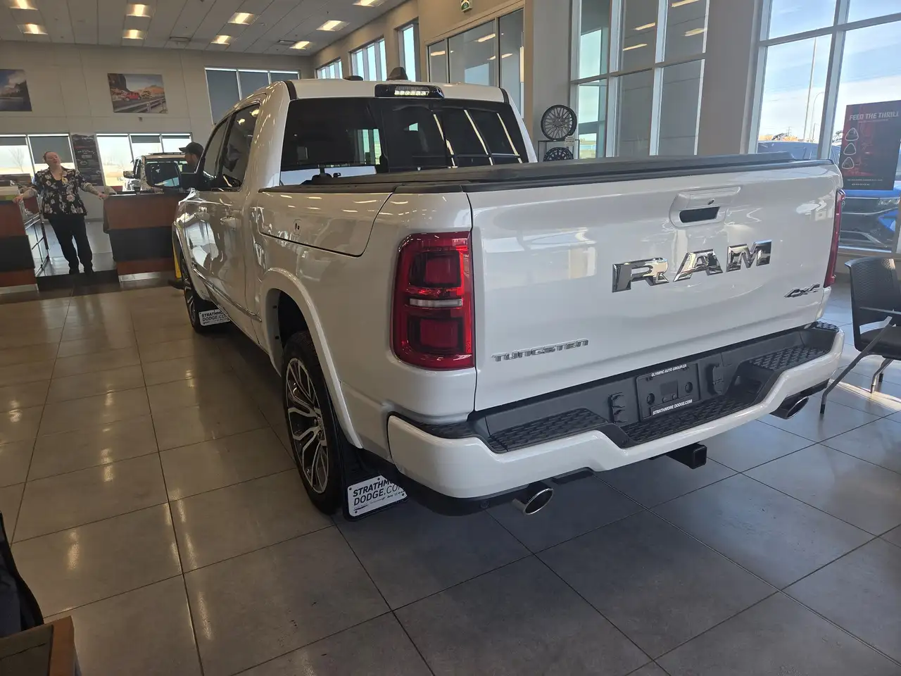 RAM 1500 снимка RAM 1500