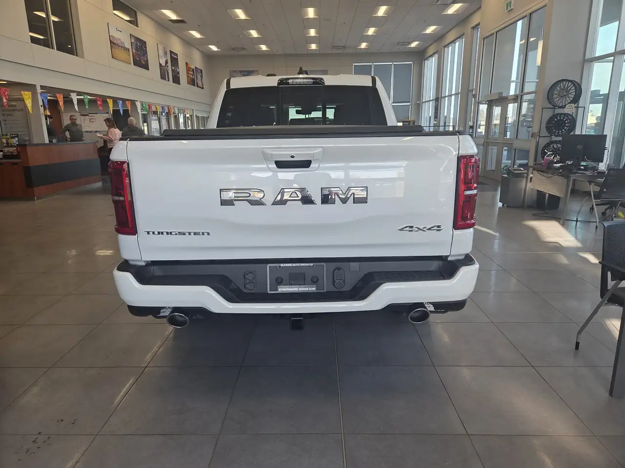 RAM 1500 снимка RAM 1500
