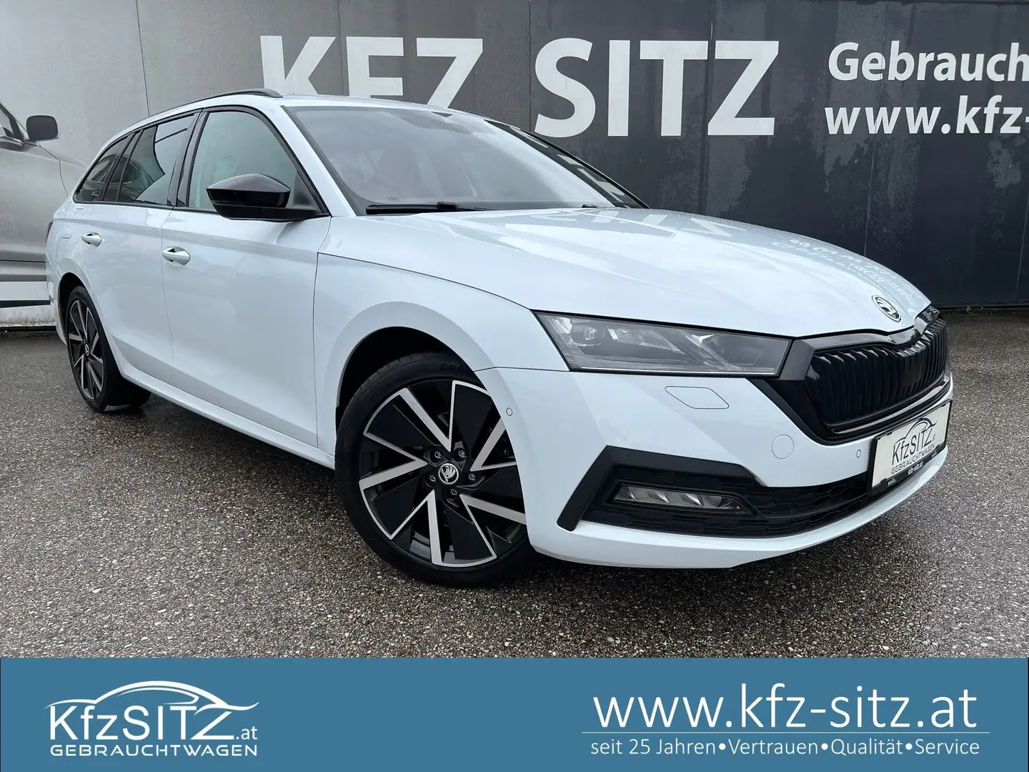 Skoda Octavia Combi 2,0 TDI Style Sport DSG| AHK*CANTON Weiß - 1