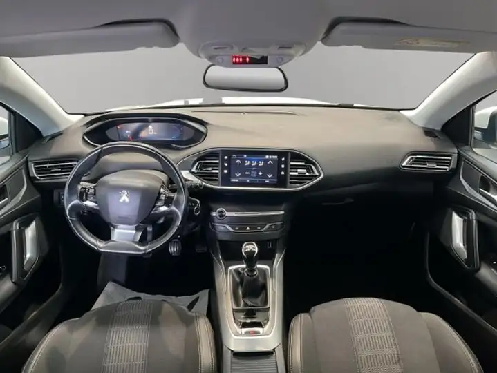 Peugeot 308 2021, foto 33