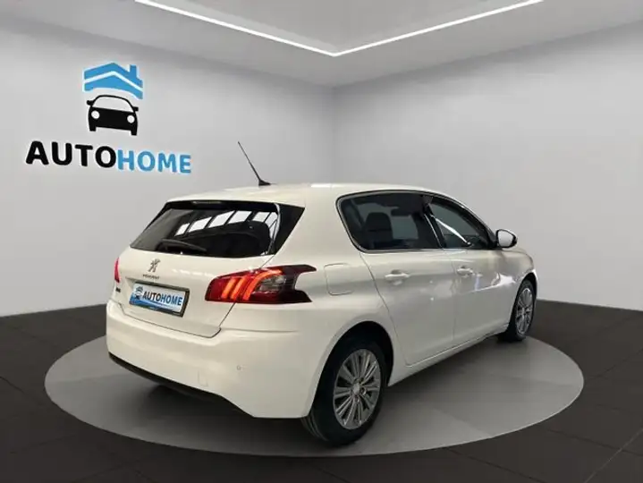 Peugeot 308 2021, foto 24
