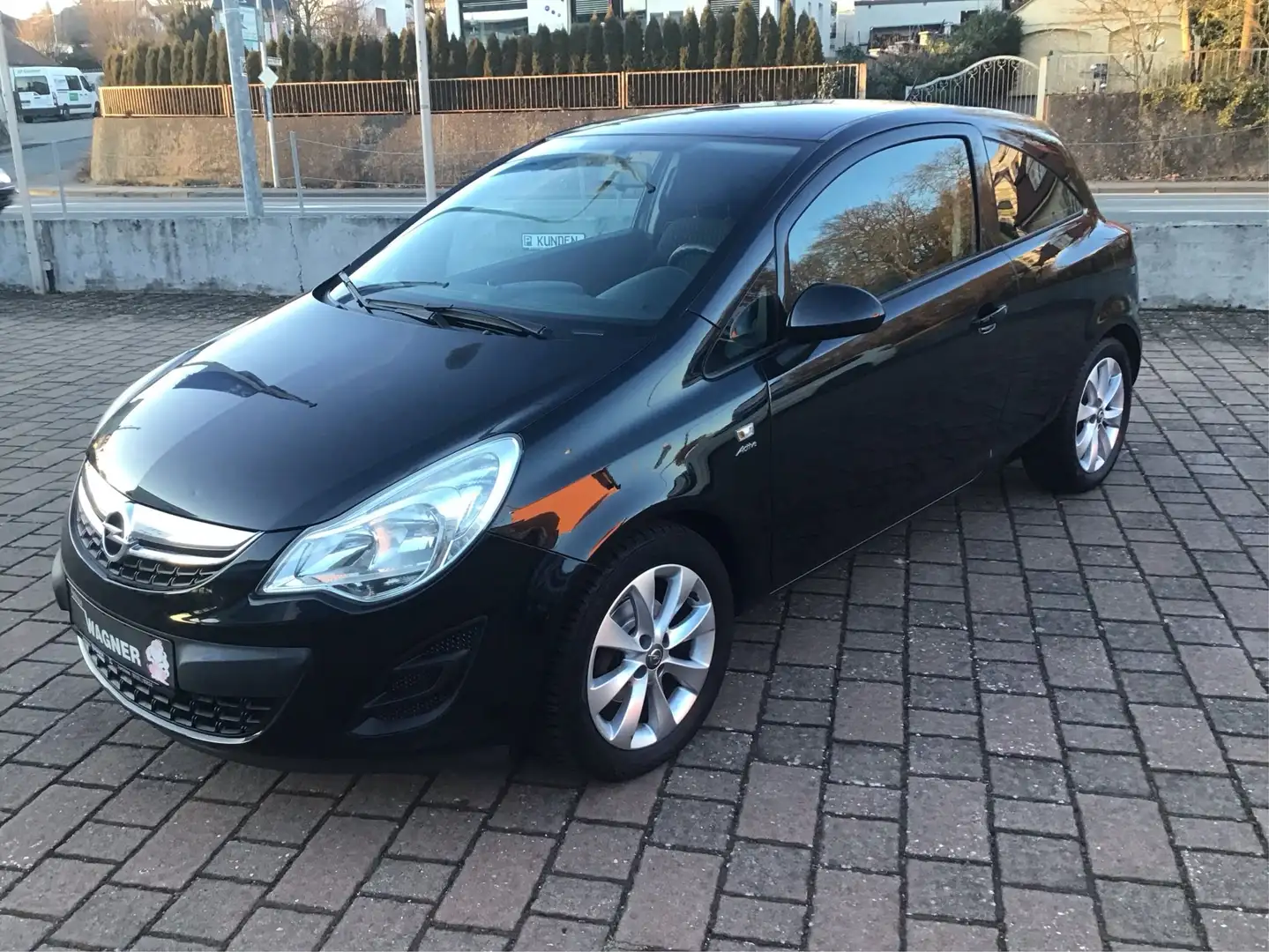 Opel Corsa D 1.4 16V Active*Klima*Alu* Schwarz - 2