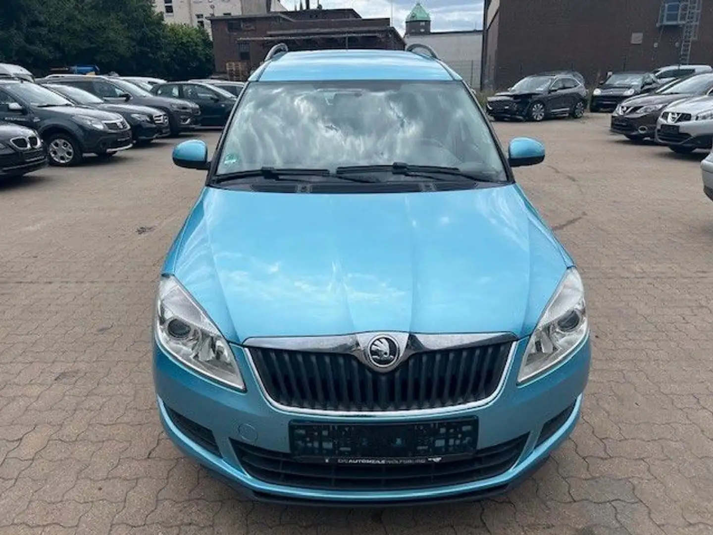 Skoda Roomster Ambition Plus Edition TÜV 07.2025 Blauw - 2