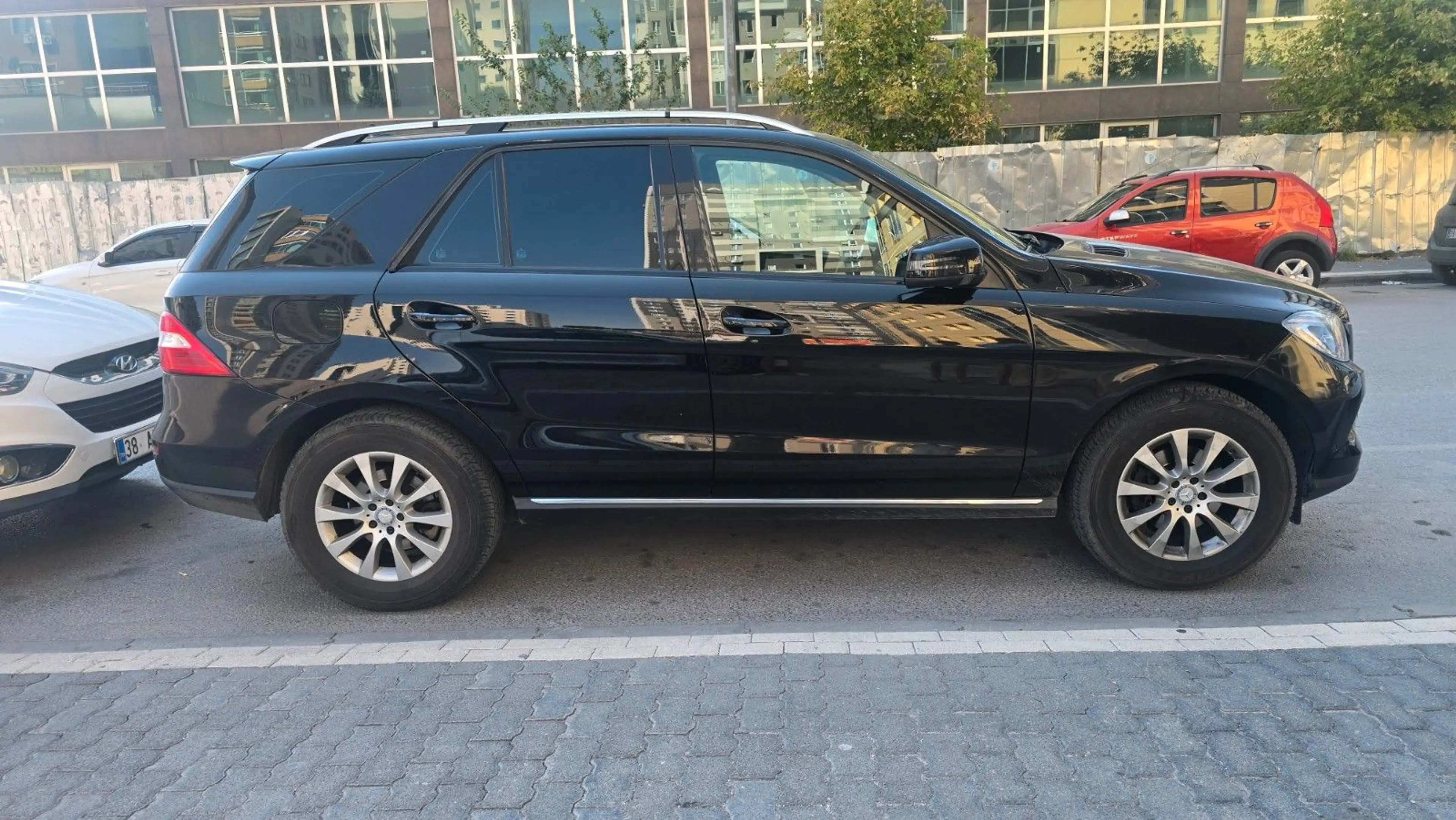 Mercedes-Benz ML 250 CDI BlueTec 4Matic — photo 2