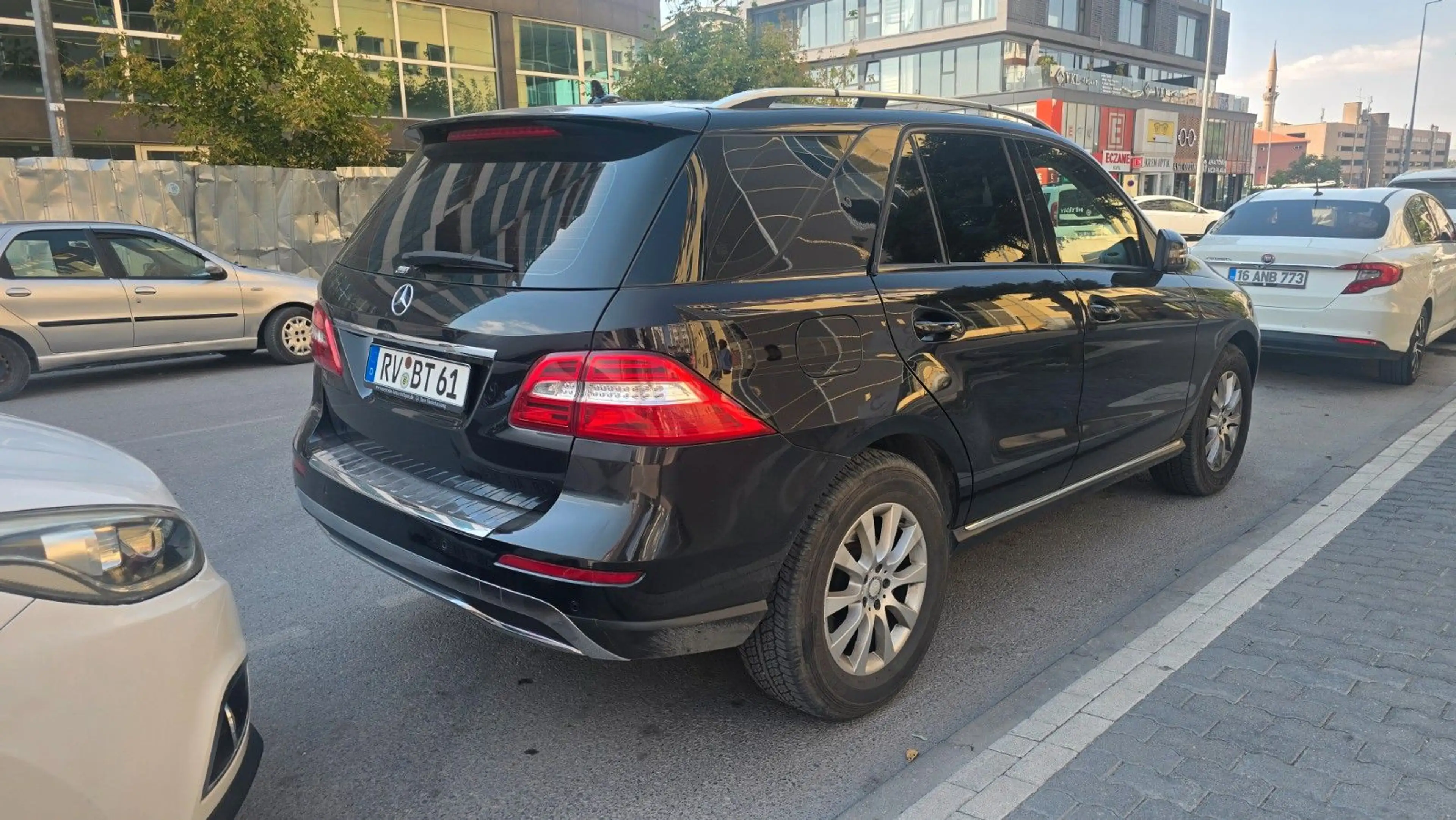 Mercedes-Benz ML 250 CDI BlueTec 4Matic — photo 3