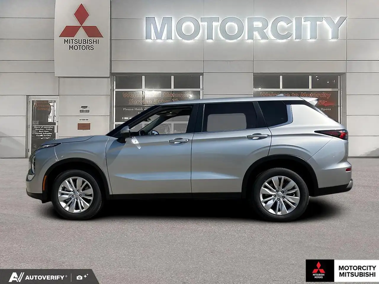 Mitsubishi Outlander снимка Mitsubishi Outlander