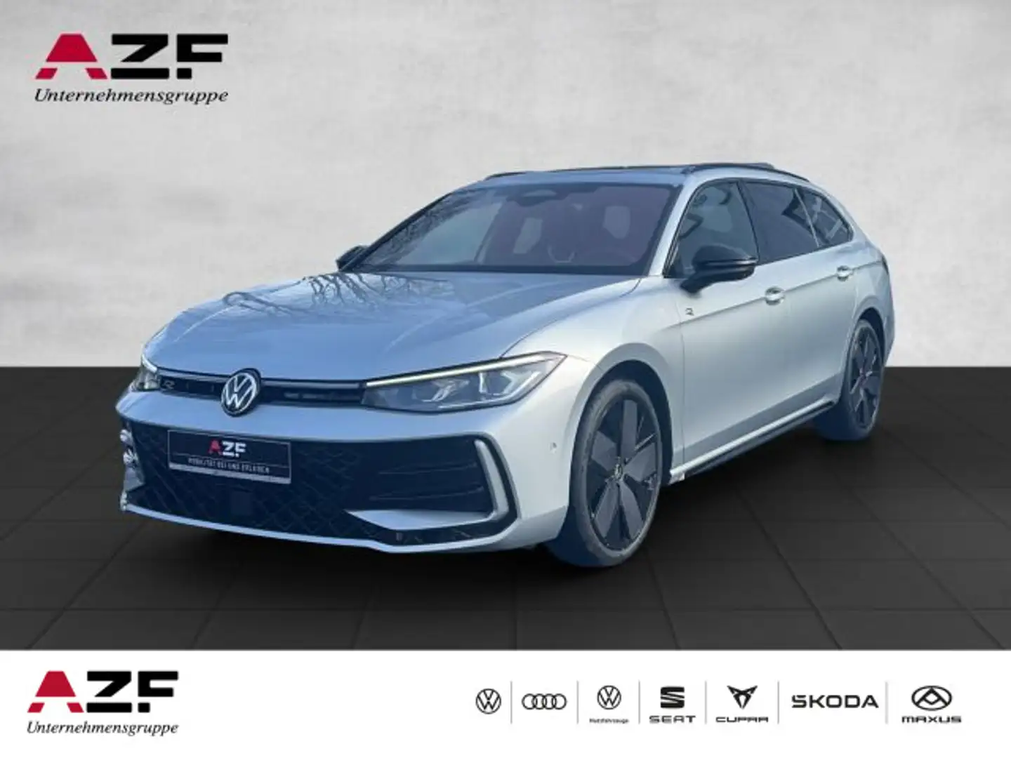 Volkswagen Passat Variant 2,0 TDI SCR R-Line 7-Gang DSG Silber - 1