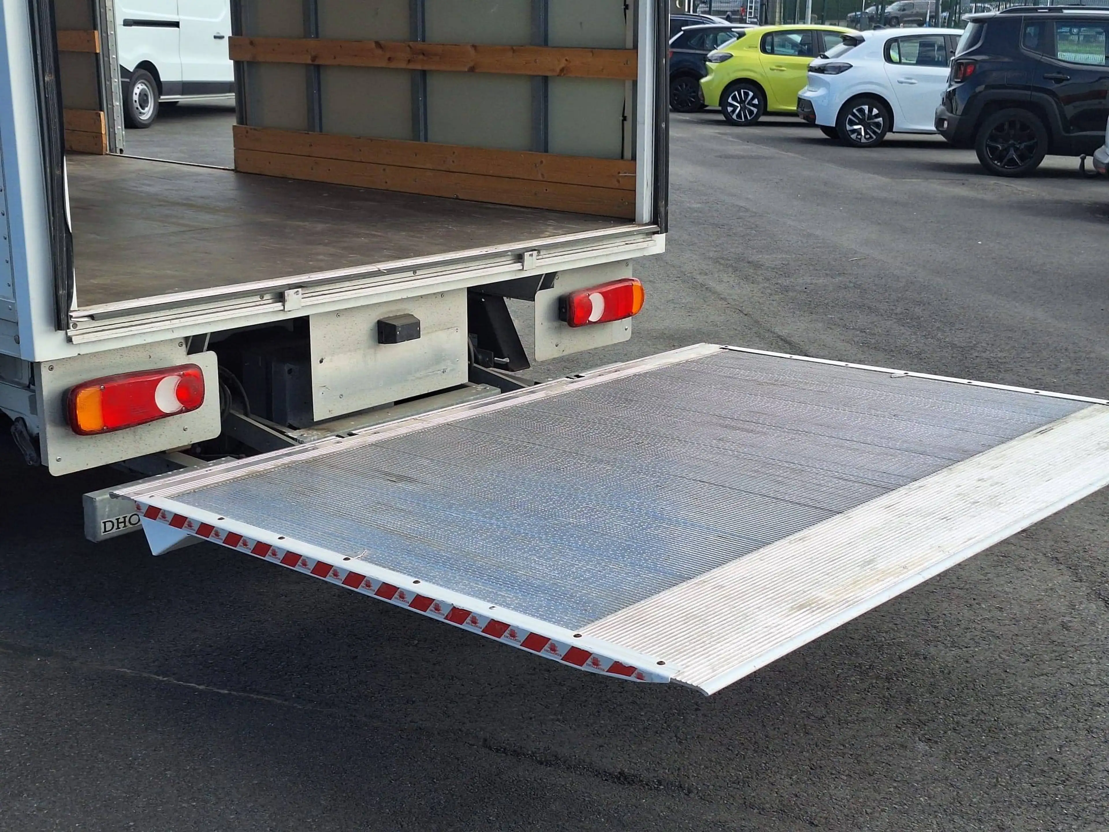 Peugeot Boxer 2.0HDI 163pk Laadklep meubelbak Hayon 19000km! — photo 12
