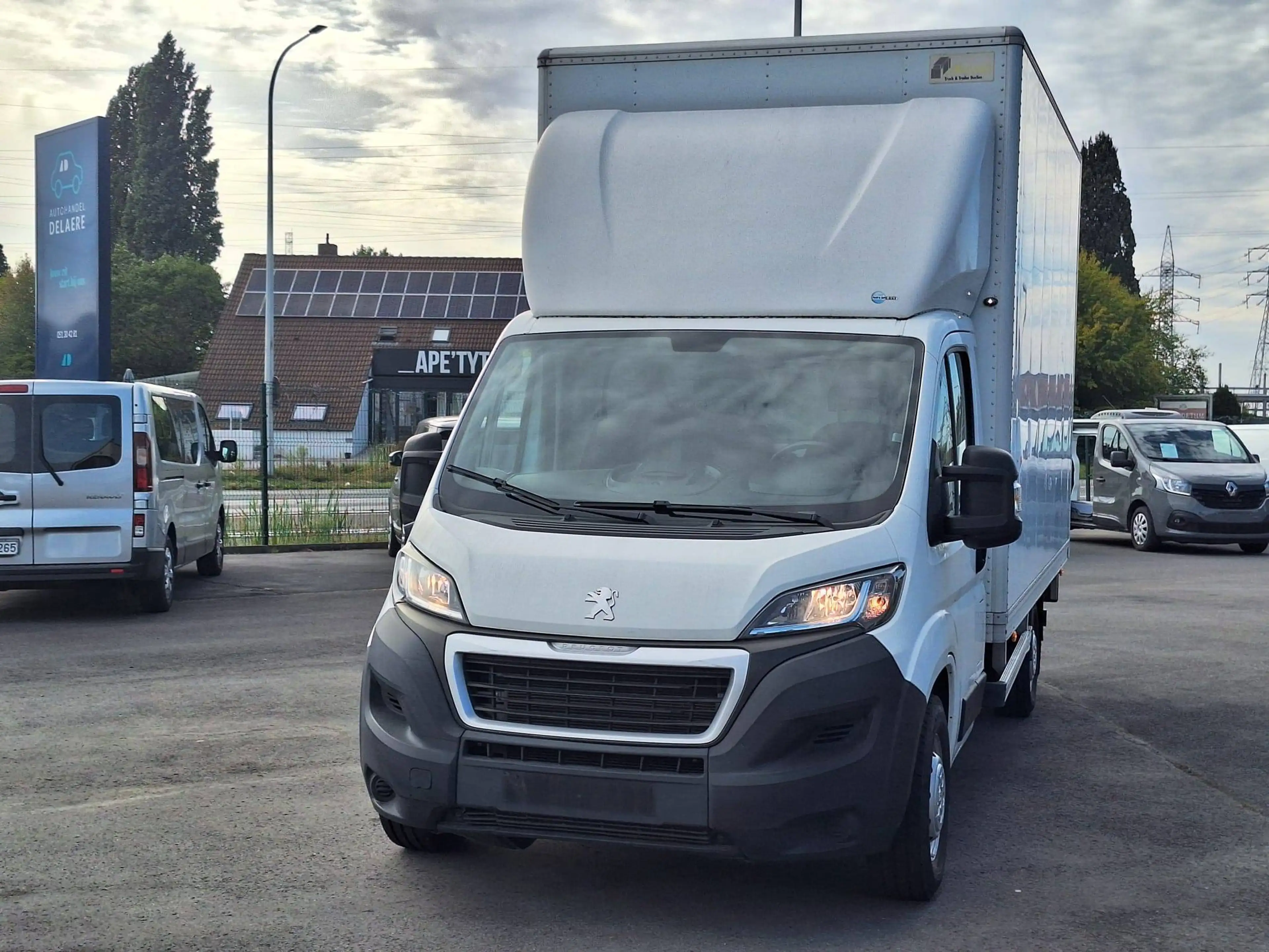 Peugeot Boxer 2.0HDI 163pk Laadklep meubelbak Hayon 19000km! — photo 6